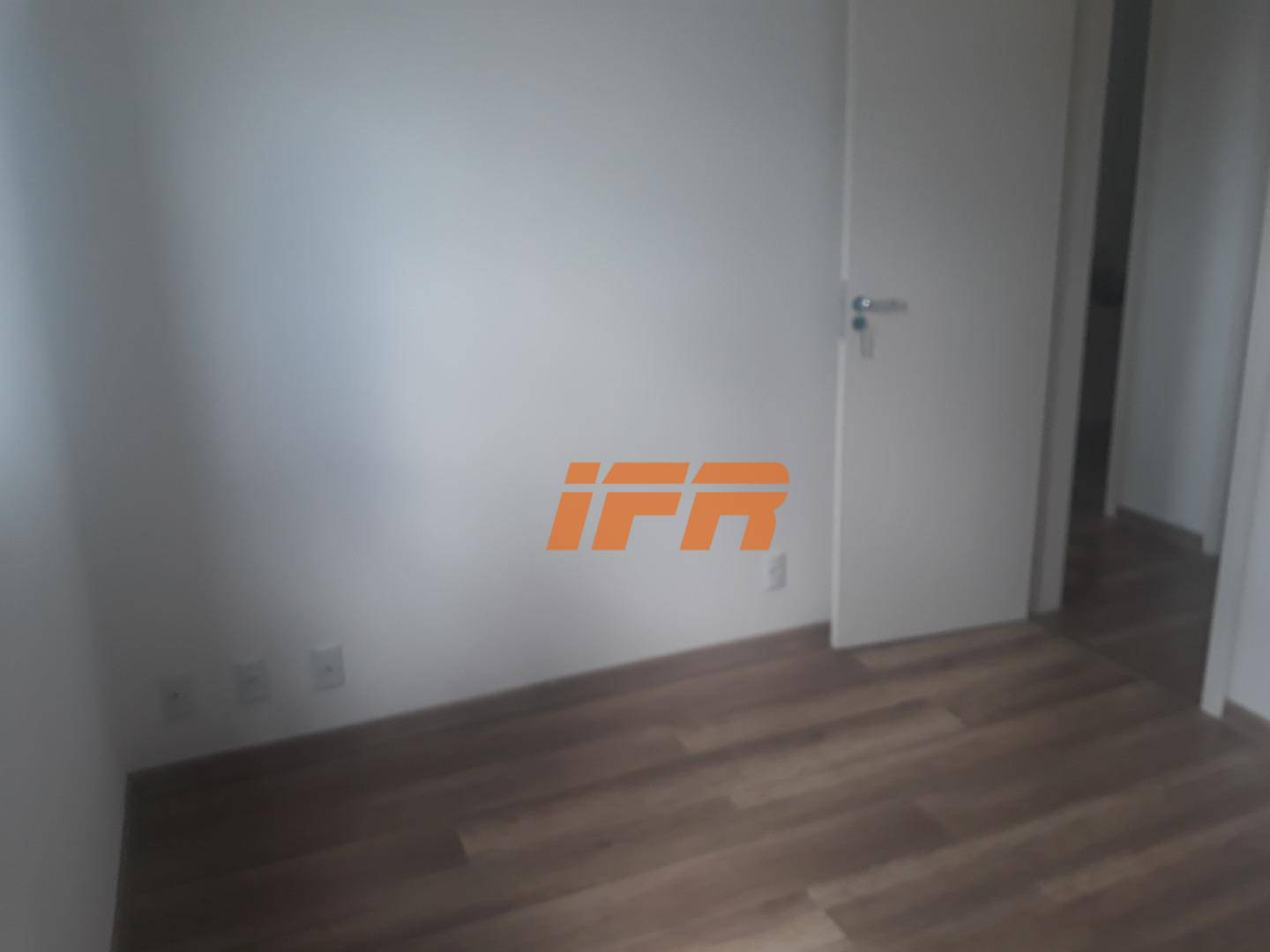 Apartamento à venda com 3 quartos, 85m² - Foto 10