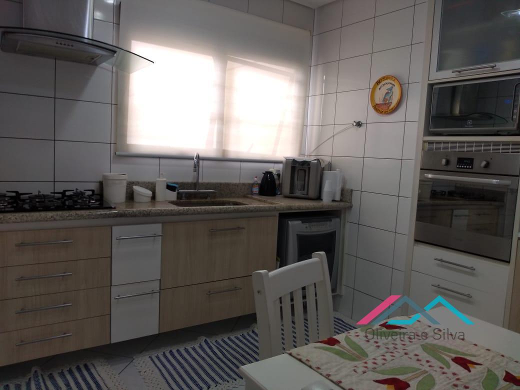 Apartamento à venda com 3 quartos, 151m² - Foto 17