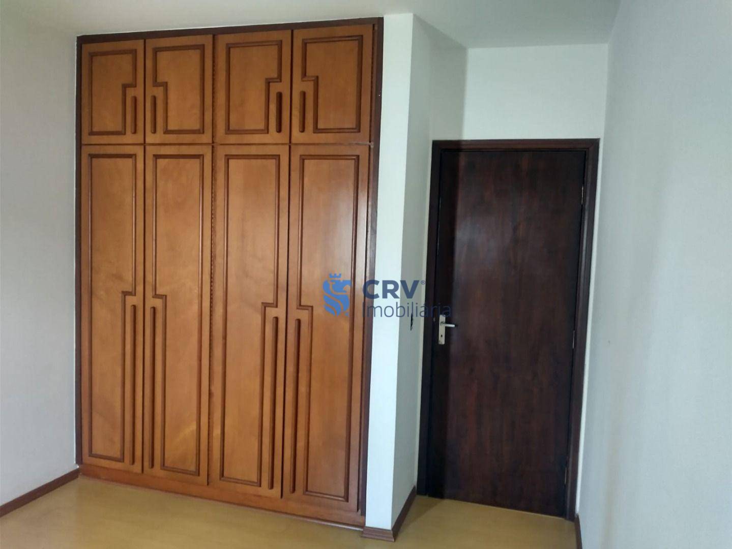 Casa à venda com 3 quartos, 180m² - Foto 8