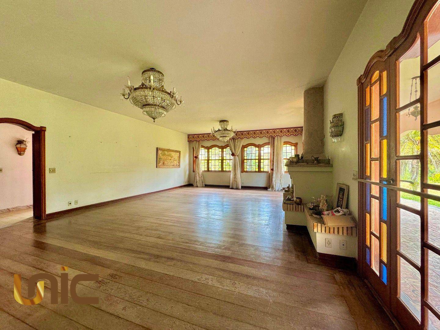 Casa à venda com 4 quartos, 500m² - Foto 11