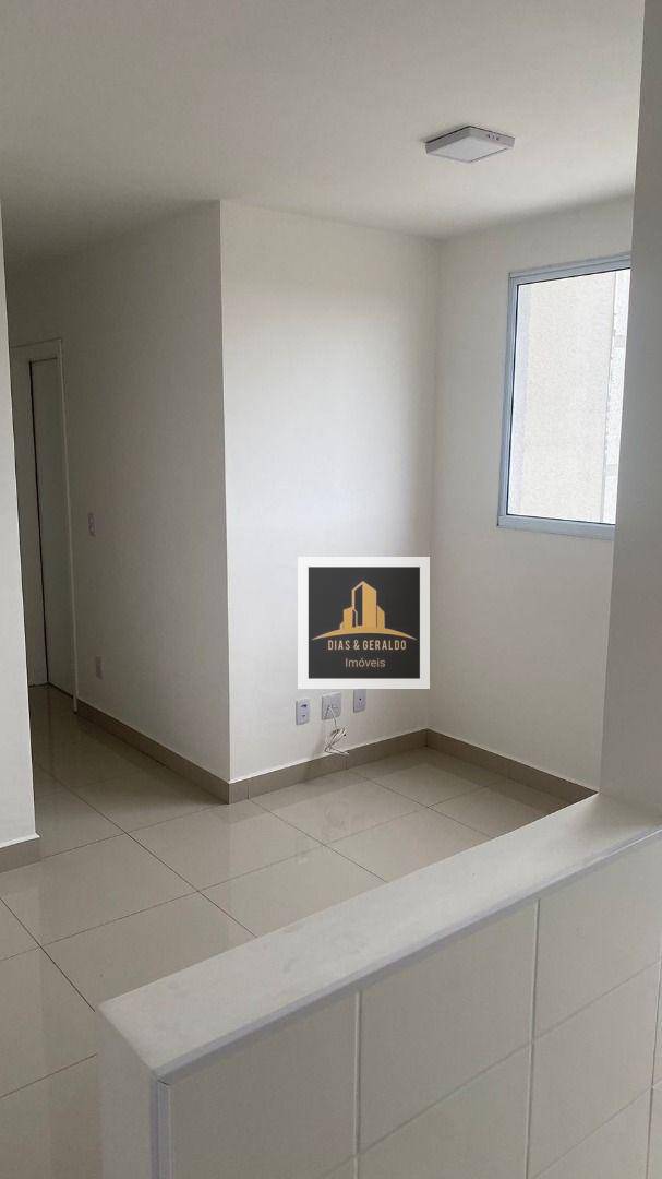 Apartamento à venda com 2 quartos, 44m² - Foto 3