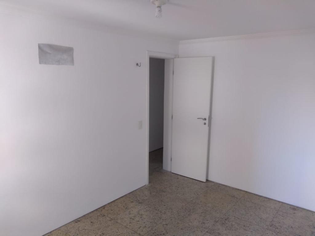 Apartamento à venda com 3 quartos, 160m² - Foto 16