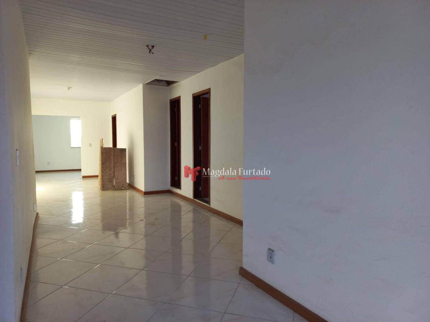 Casa à venda com 3 quartos, 98m² - Foto 7