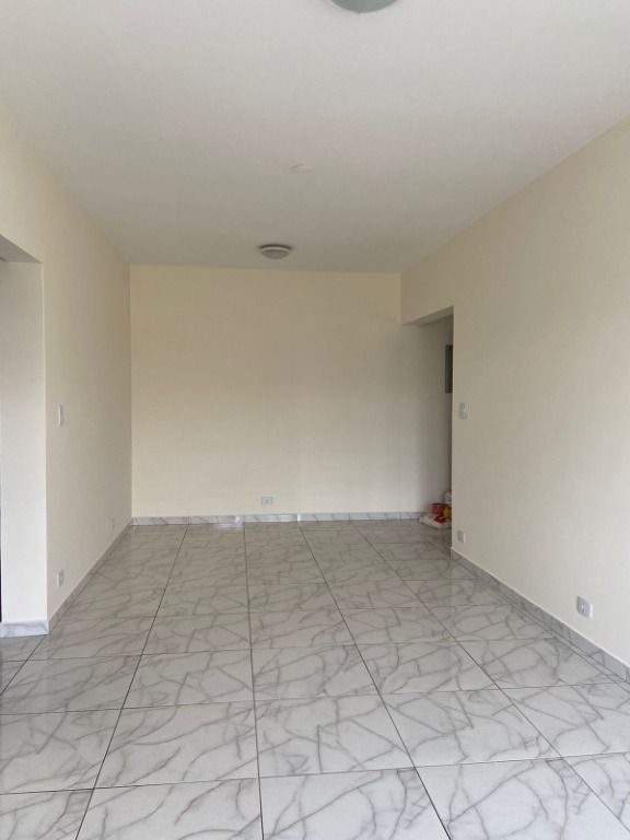 Apartamento para alugar com 2 quartos, 85m² - Foto 3