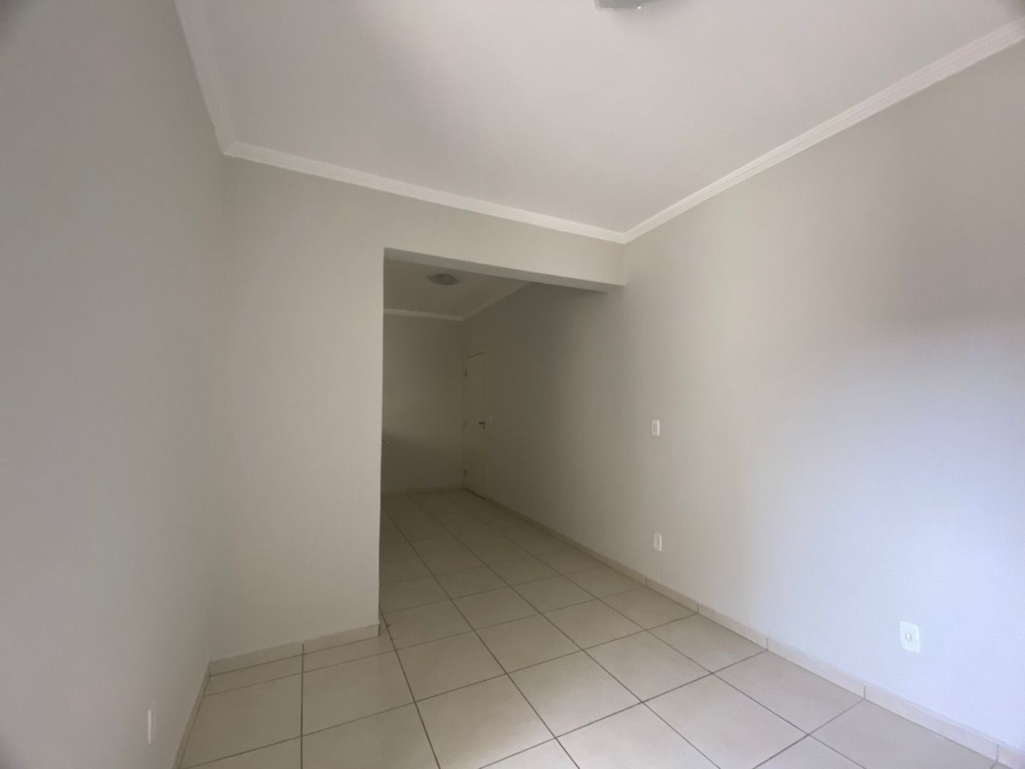 Apartamento à venda com 2 quartos, 70m² - Foto 4