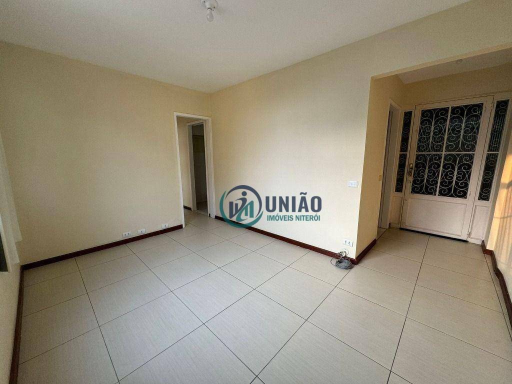 Apartamento à venda com 1 quarto, 40m² - Foto 1