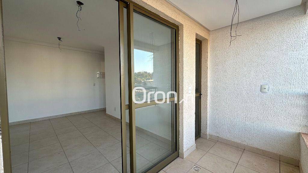 Apartamento à venda com 3 quartos, 78m² - Foto 3