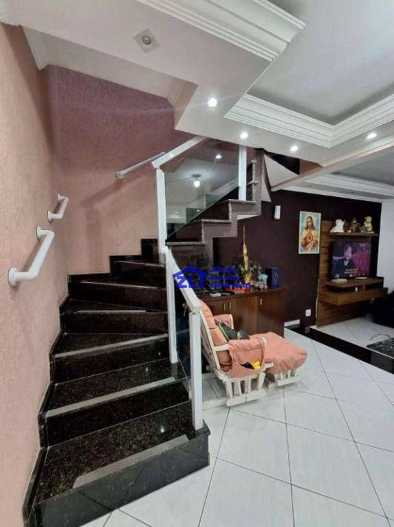 Sobrado à venda com 3 quartos, 180m² - Foto 4