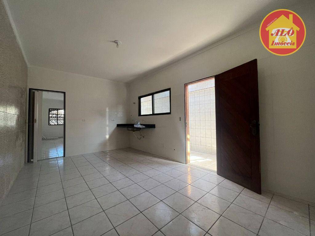 Casa à venda com 2 quartos, 80m² - Foto 6