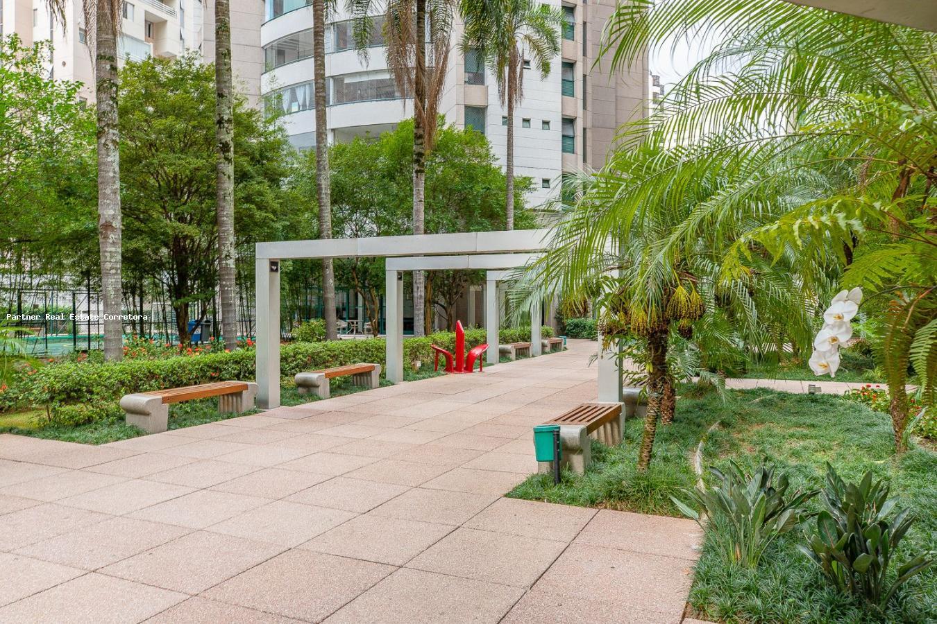 Cobertura à venda com 4 quartos, 202m² - Foto 17