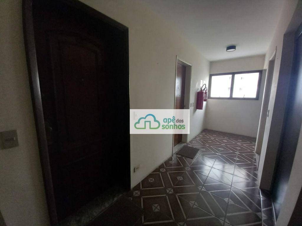 Apartamento para alugar com 3 quartos, 96m² - Foto 5