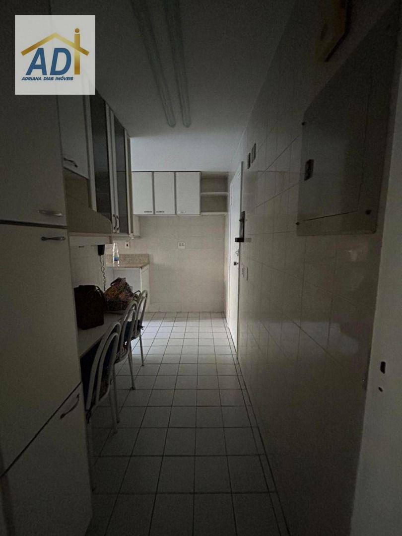 Apartamento para alugar com 3 quartos, 110m² - Foto 23