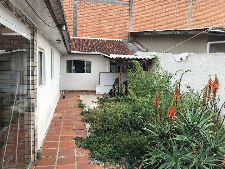 Casa à venda com 4 quartos, 180m² - Foto 22