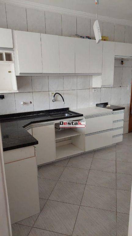 Apartamento à venda com 3 quartos, 85m² - Foto 4