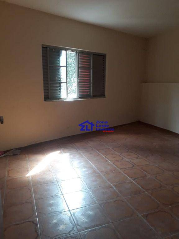 Casa para alugar com 2 quartos, 90m² - Foto 26