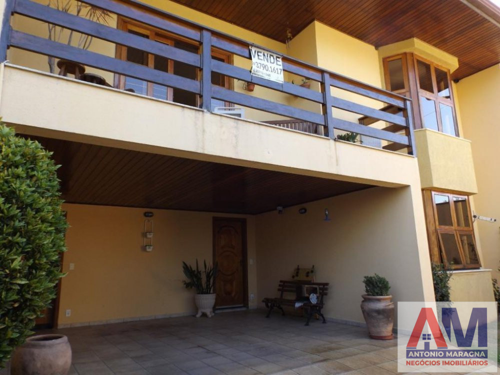 Casa à venda com 3 quartos, 240m² - Foto 34