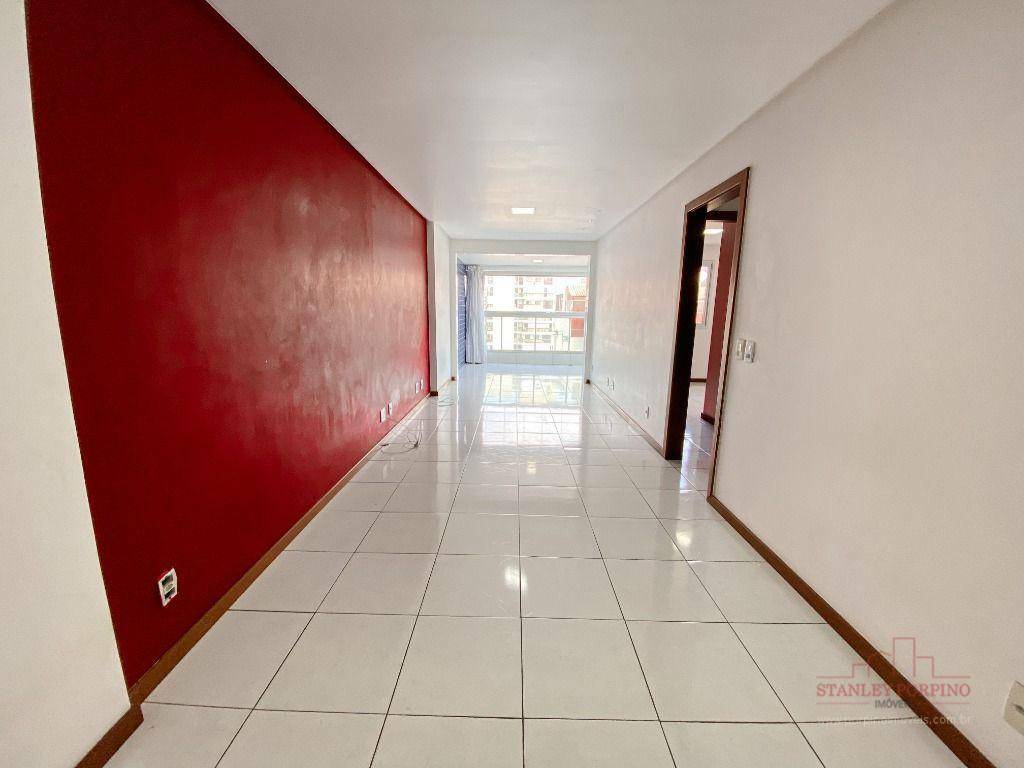 Apartamento à venda com 2 quartos, 84m² - Foto 3