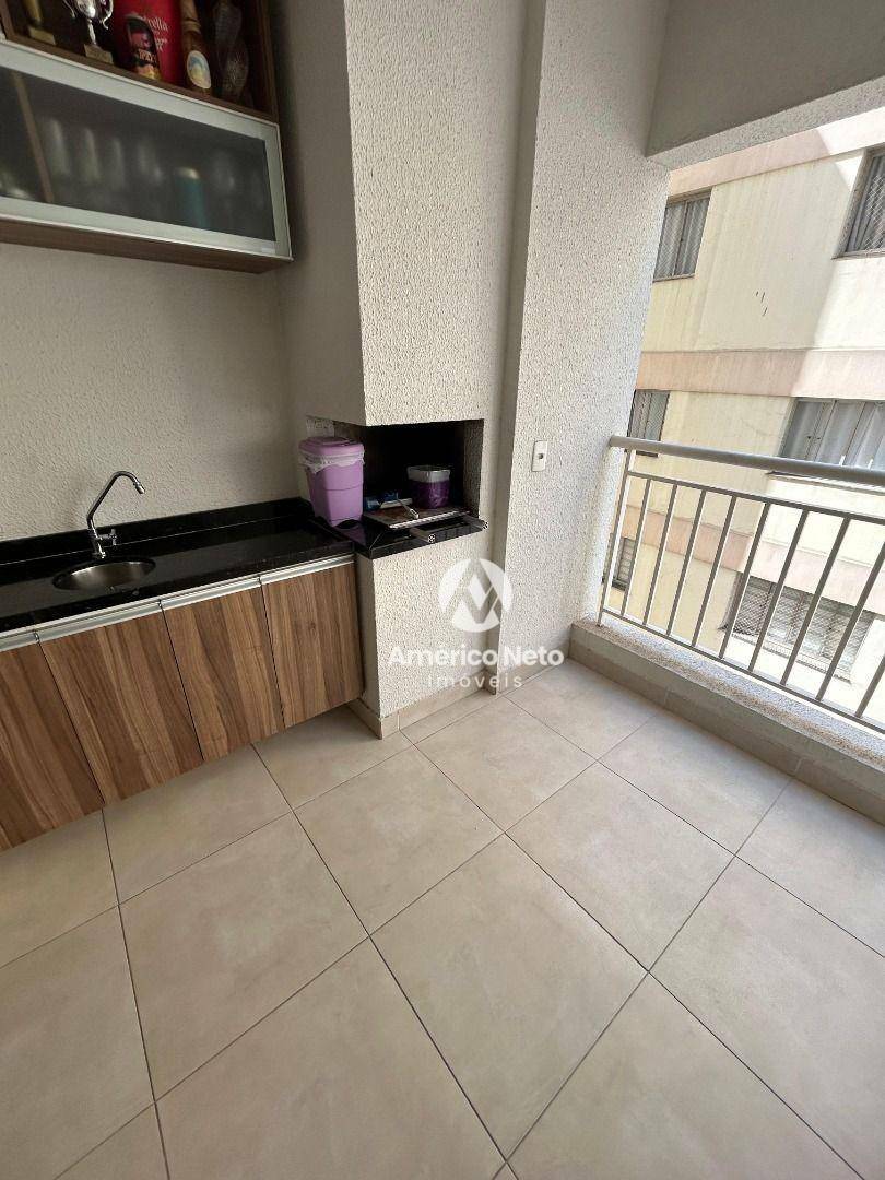 Apartamento à venda com 2 quartos, 71m² - Foto 9