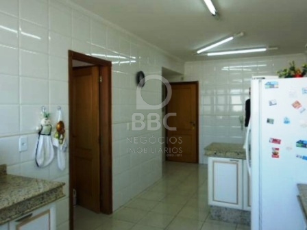 Apartamento à venda com 4 quartos, 235m² - Foto 7