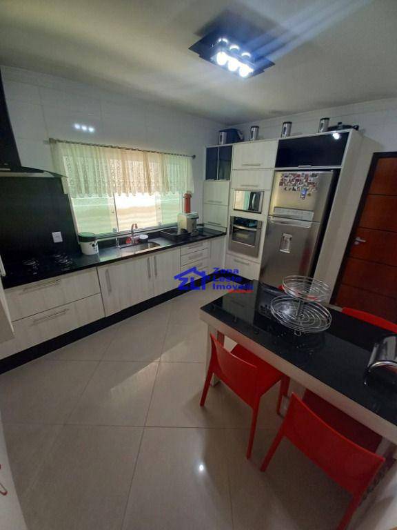 Sobrado à venda com 3 quartos, 125m² - Foto 11