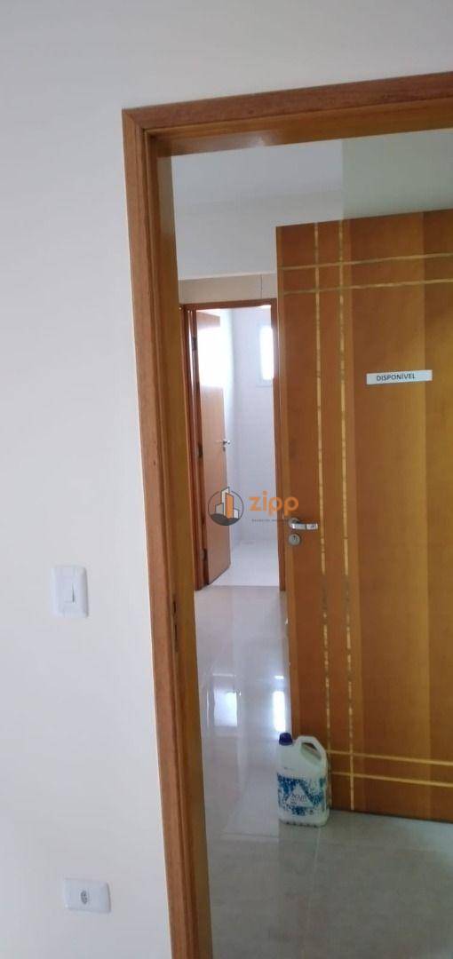 Apartamento à venda com 2 quartos, 42m² - Foto 3