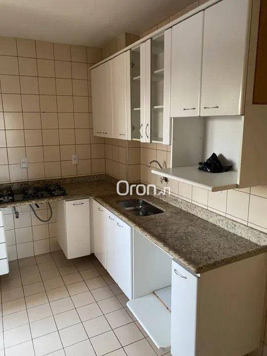 Apartamento à venda com 3 quartos, 80m² - Foto 3