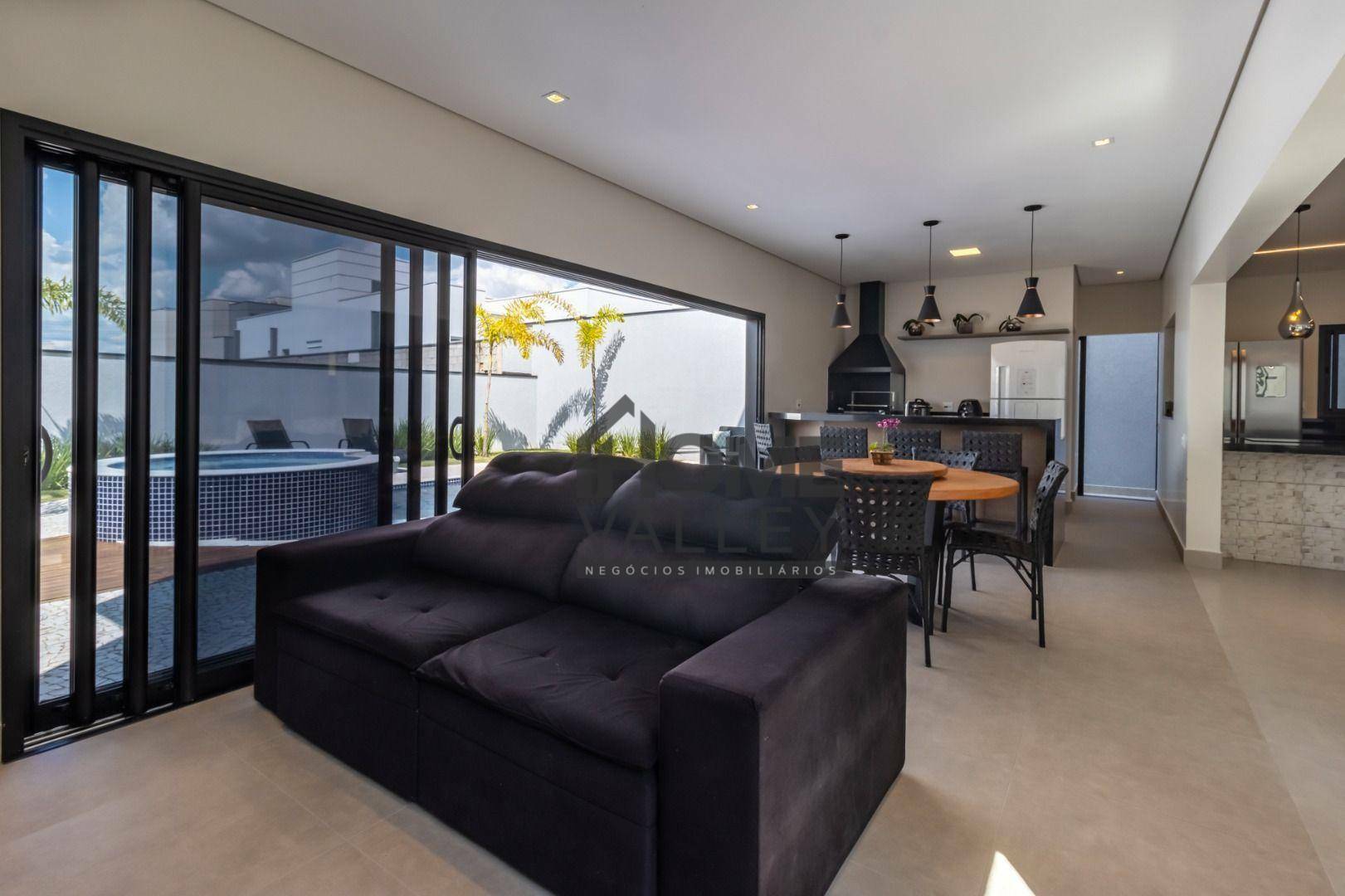 Casa de Condomínio à venda com 3 quartos, 267m² - Foto 4