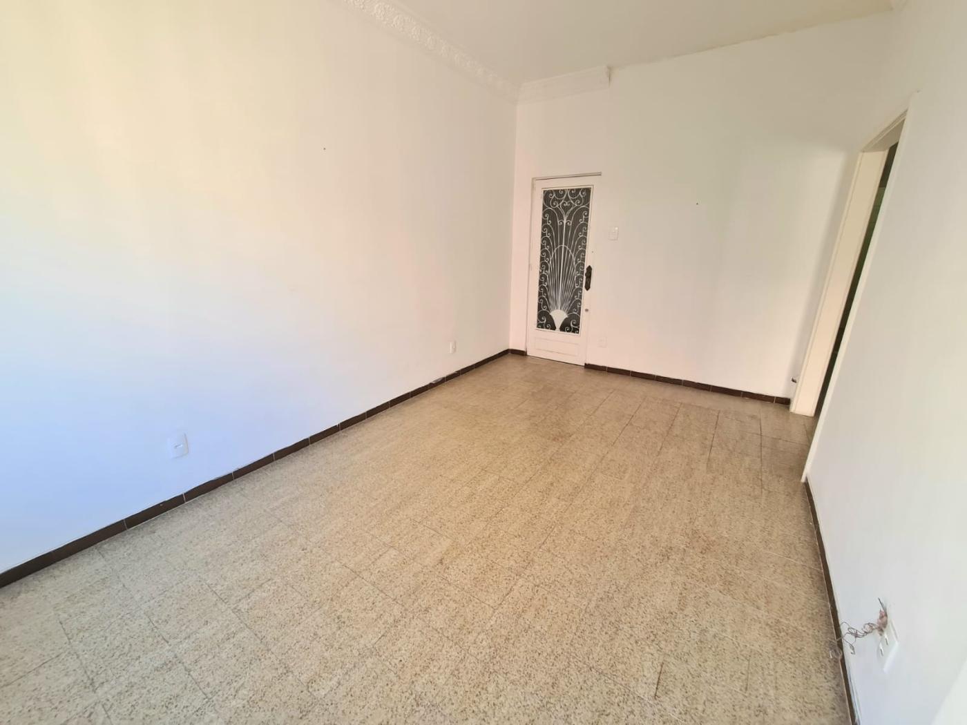 Apartamento à venda com 2 quartos, 70m² - Foto 22