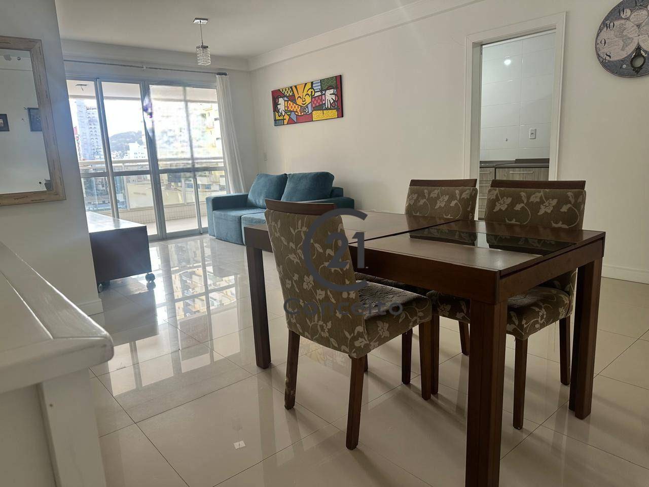 Apartamento para alugar com 2 quartos, 110m² - Foto 4