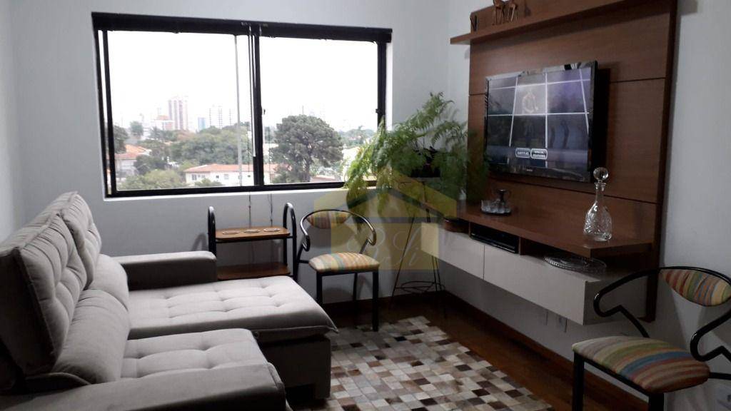 Apartamento à venda com 2 quartos, 70m² - Foto 1