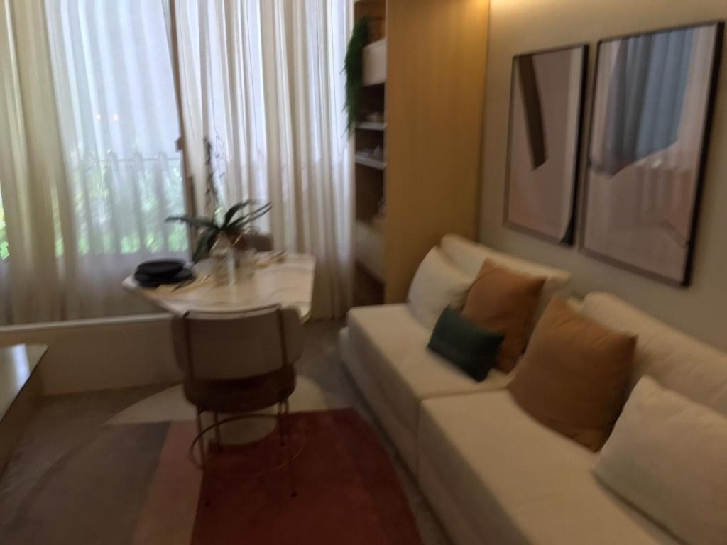 Apartamento à venda com 1 quarto, 24m² - Foto 2