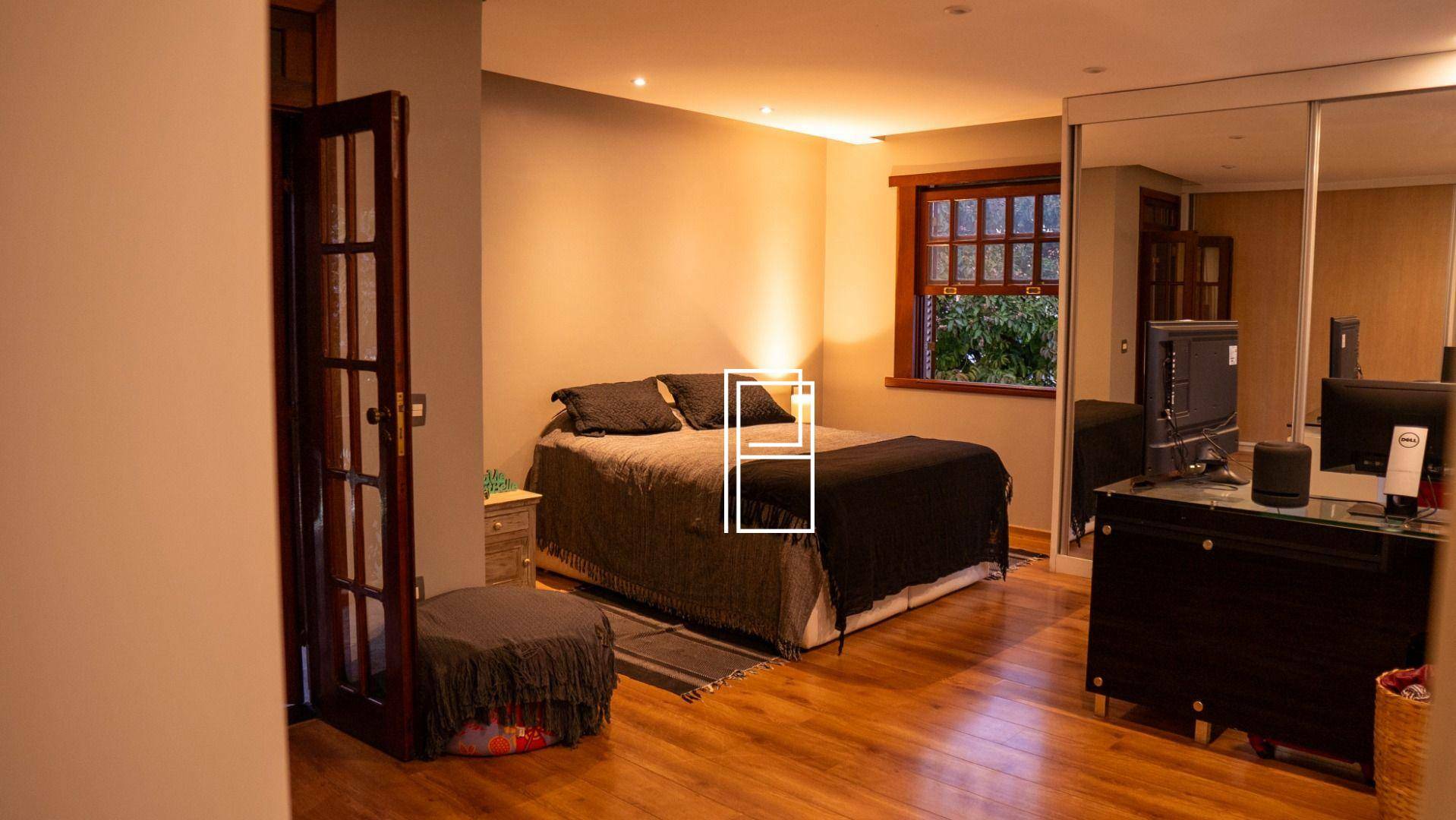 Casa à venda com 4 quartos, 300m² - Foto 37