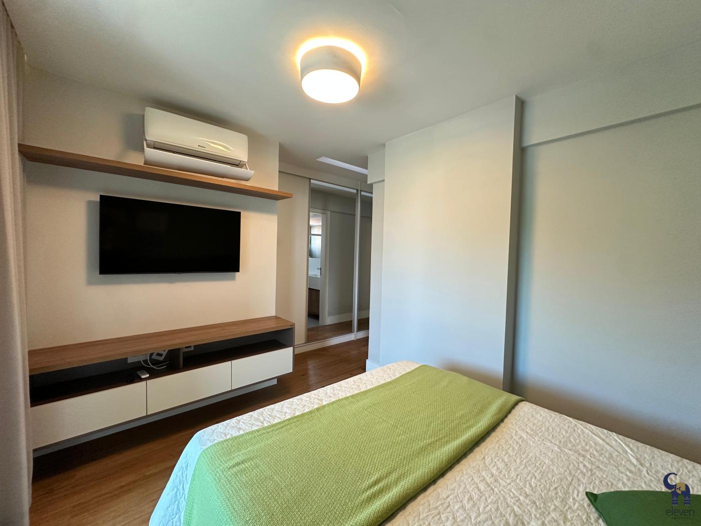 Apartamento à venda com 4 quartos, 140m² - Foto 18