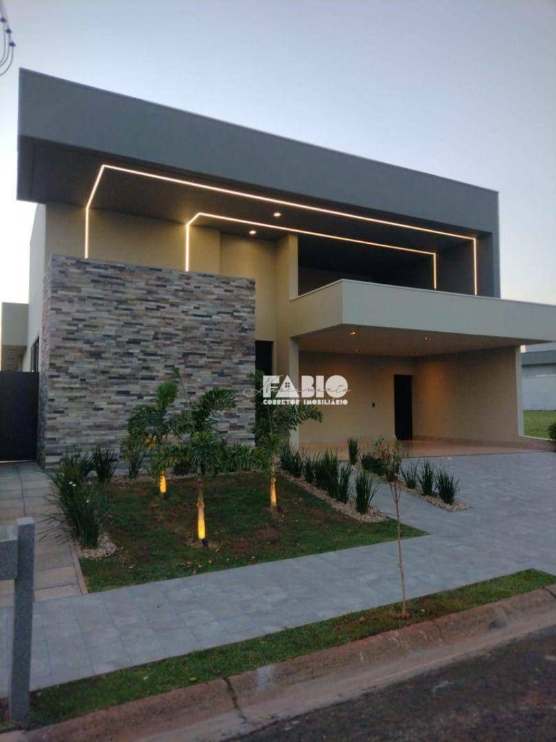 Casa de Condomínio à venda com 3 quartos, 230m² - Foto 1