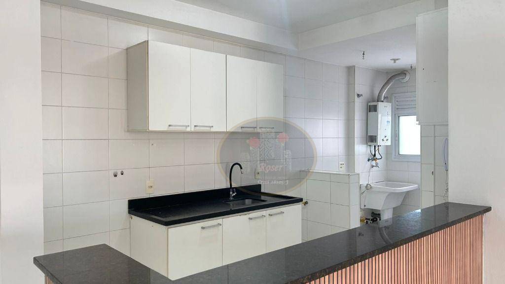 Apartamento para alugar com 3 quartos, 93m² - Foto 12