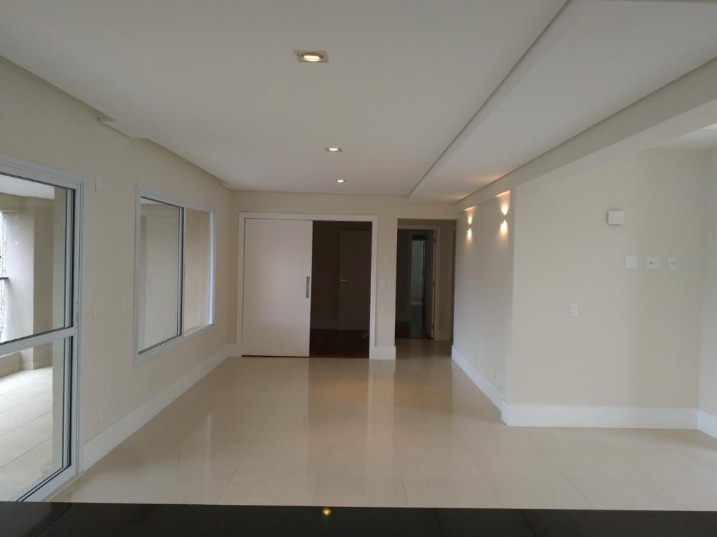 Apartamento à venda com 3 quartos, 186m² - Foto 23