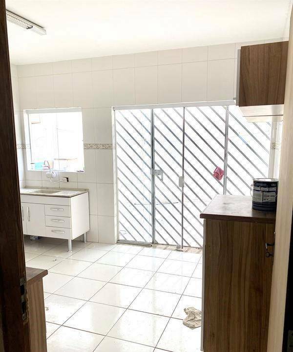 Sobrado à venda com 2 quartos, 150m² - Foto 11