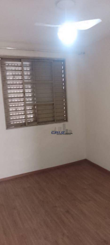 Apartamento para alugar com 2 quartos, 42m² - Foto 11