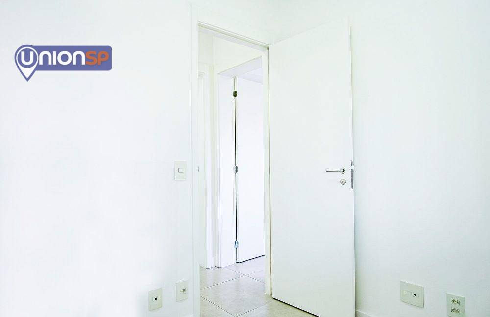 Apartamento à venda com 2 quartos, 70m² - Foto 10