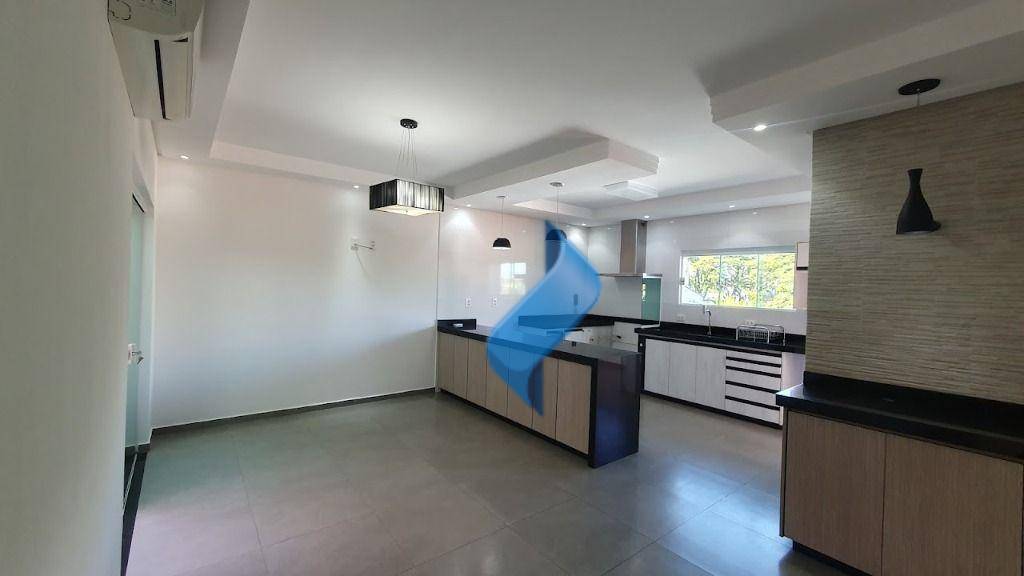 Casa à venda com 3 quartos, 355m² - Foto 29