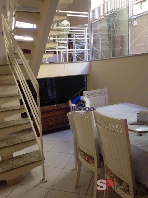 Sobrado à venda com 3 quartos, 125m² - Foto 3