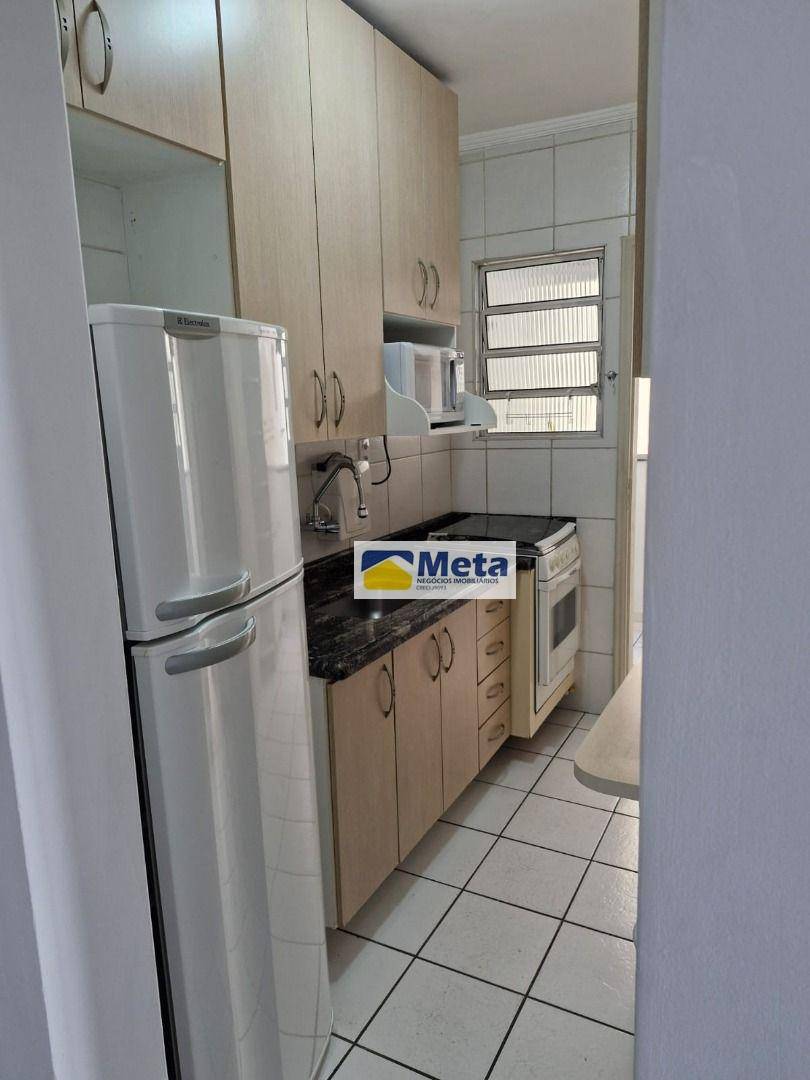 Apartamento para alugar com 2 quartos, 62m² - Foto 3