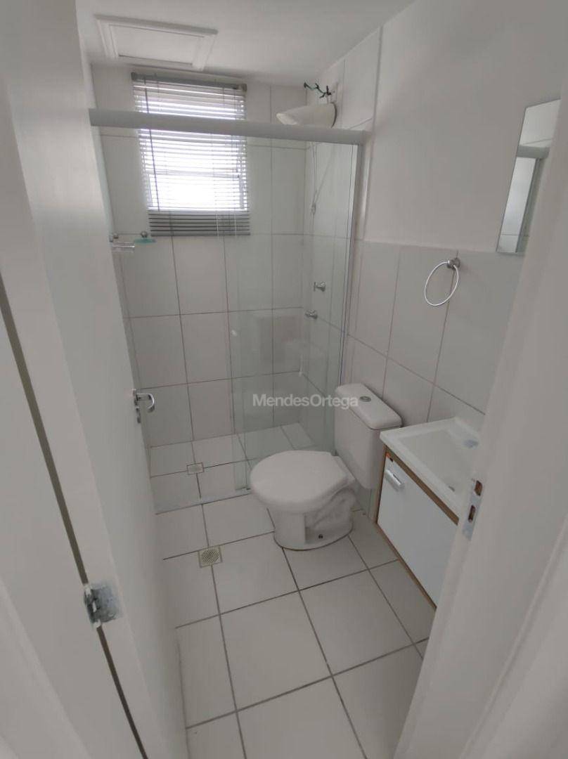 Apartamento para alugar com 2 quartos, 48m² - Foto 8