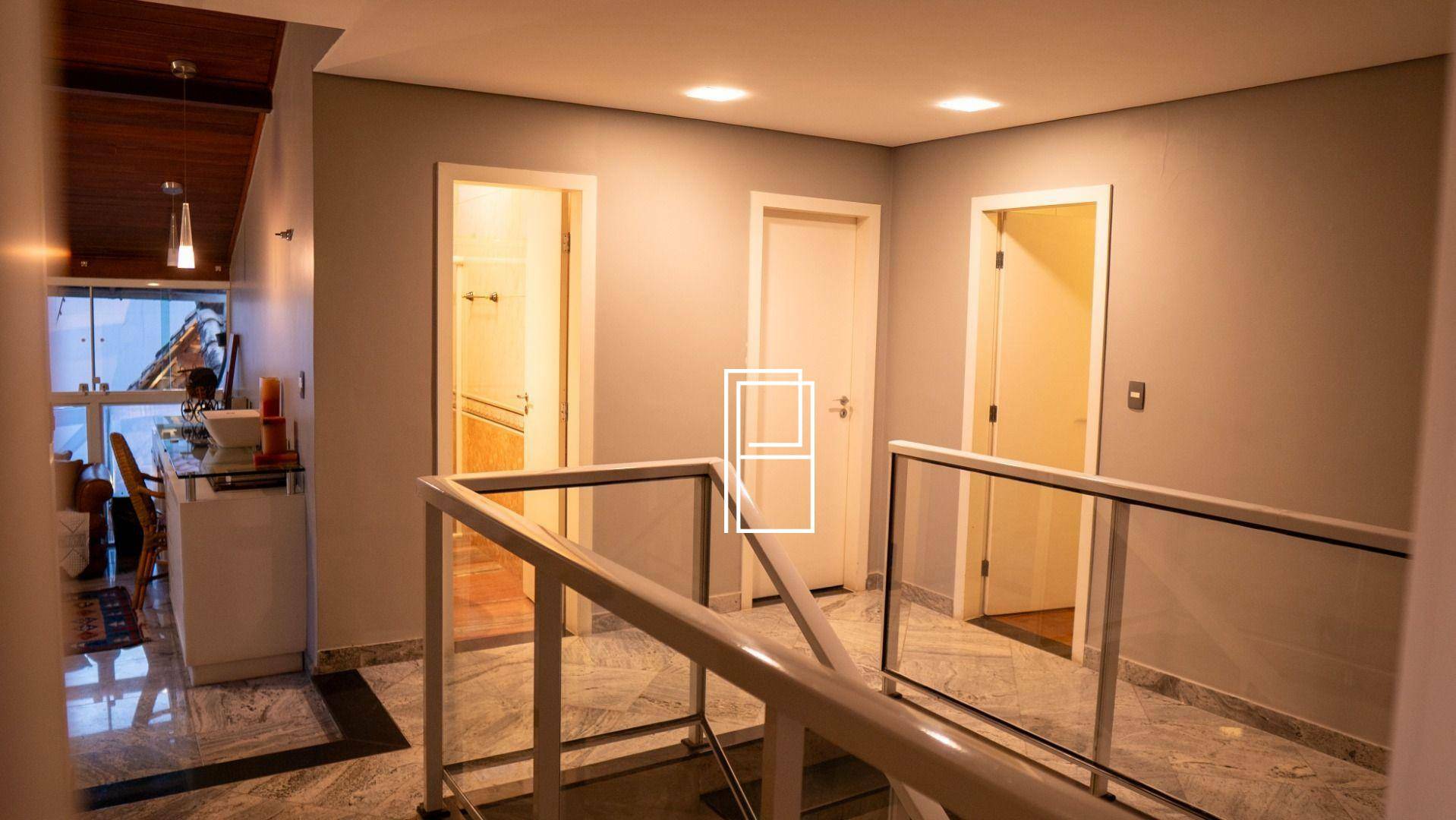 Casa à venda com 4 quartos, 300m² - Foto 42