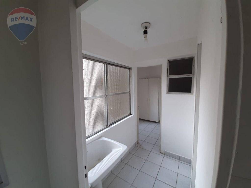 Apartamento à venda com 2 quartos, 67m² - Foto 24