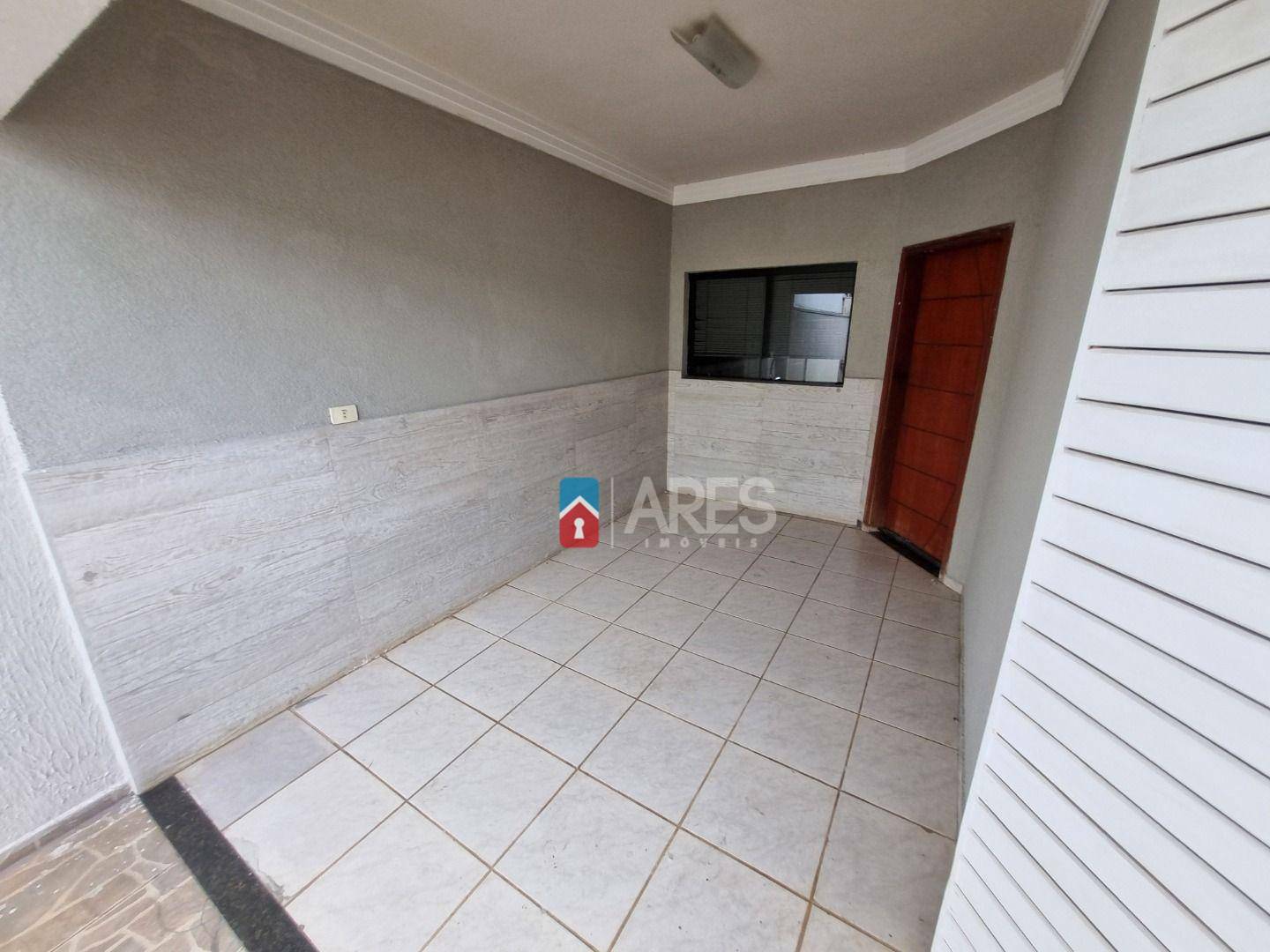Casa à venda com 2 quartos, 108m² - Foto 3