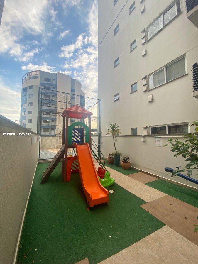 Apartamento à venda com 3 quartos, 150m² - Foto 4