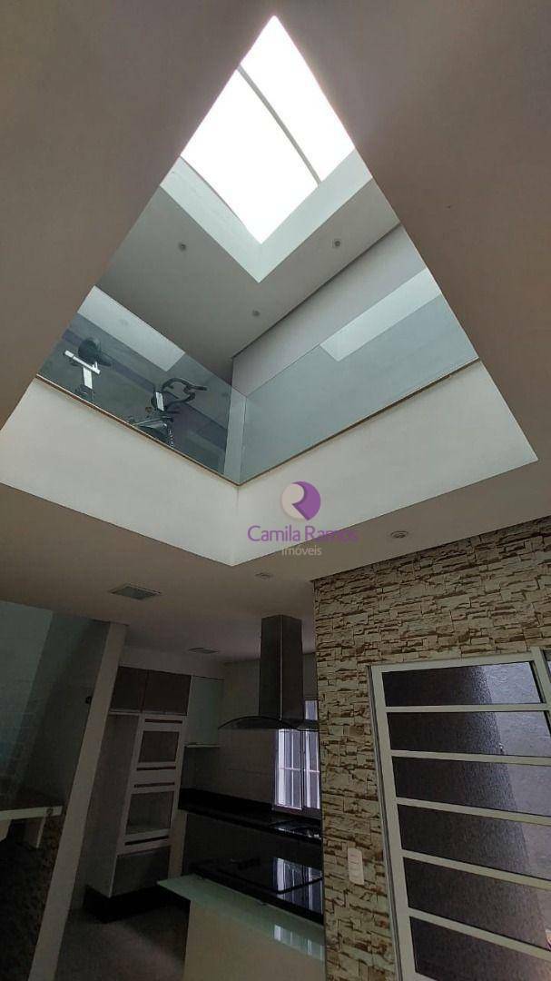 Sobrado à venda e aluguel com 3 quartos, 200m² - Foto 14