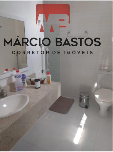 Sobrado à venda com 3 quartos, 323m² - Foto 4