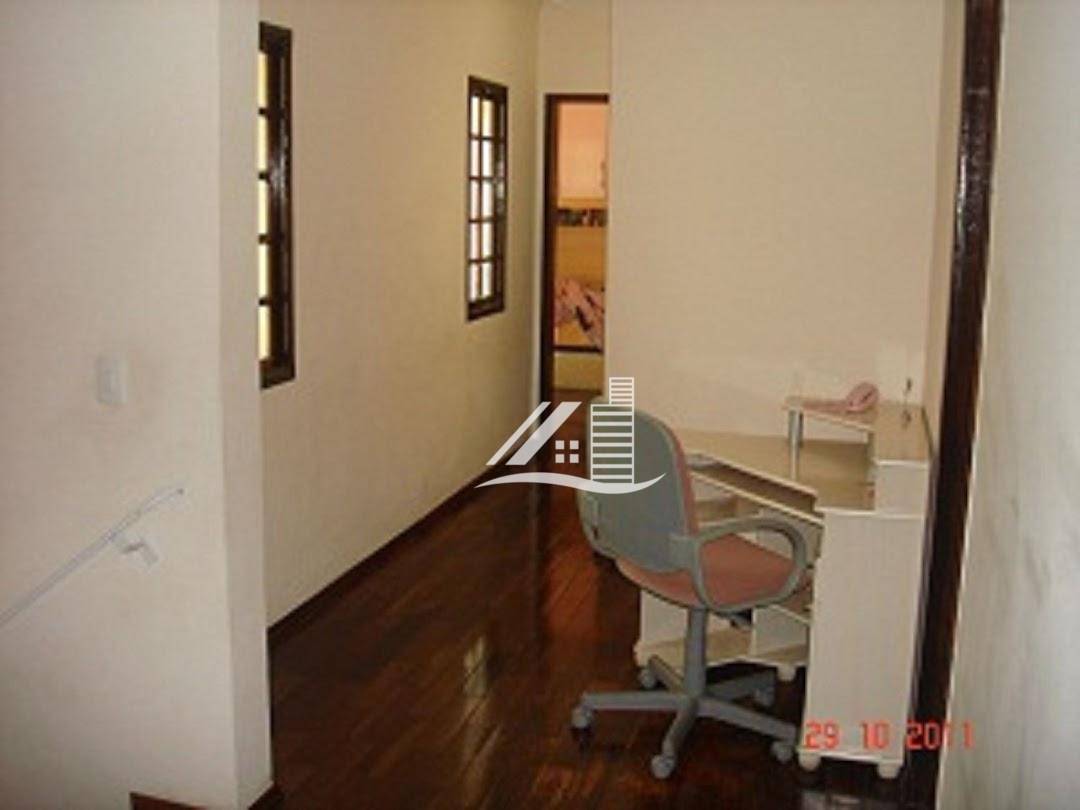 Sobrado à venda com 4 quartos, 364m² - Foto 11